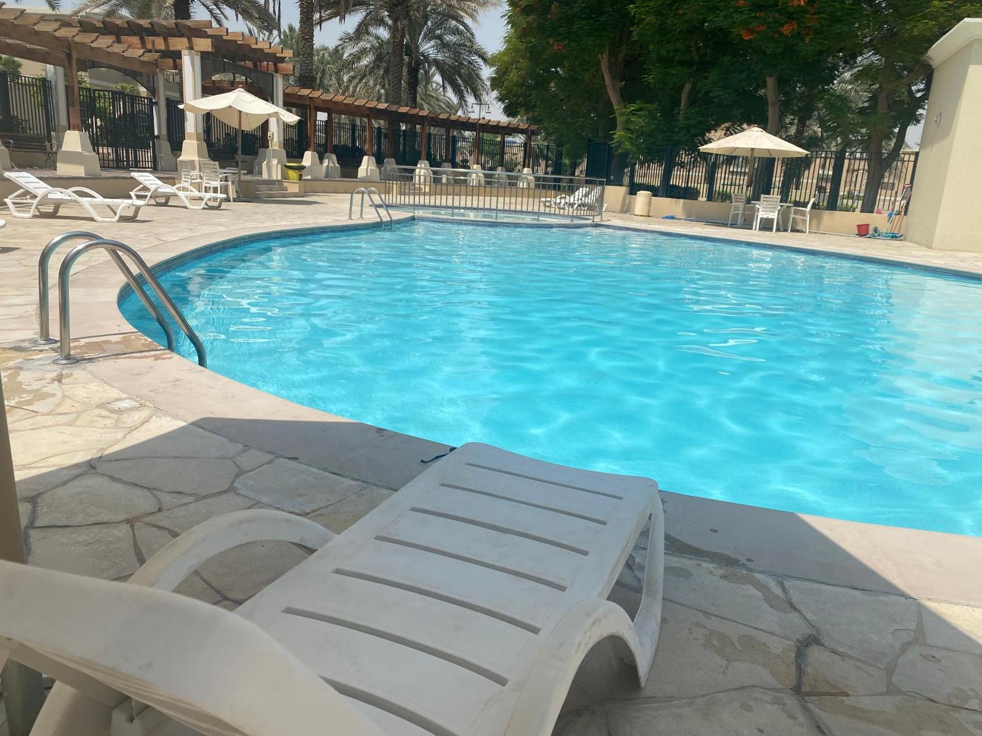 Spacious 4-Bedroom Villa, Children Friendly دبي المظهر الخارجي الصورة